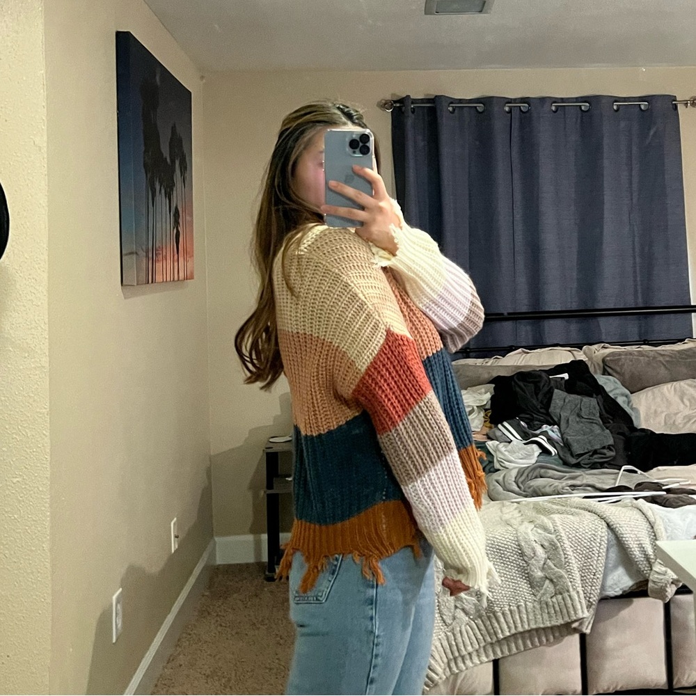 Colorful sweater - Picture 2 of 2